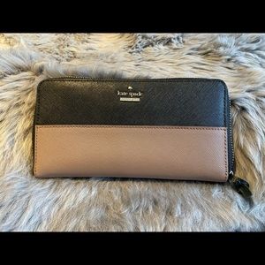 Spencer Zip-around Continental Wallet